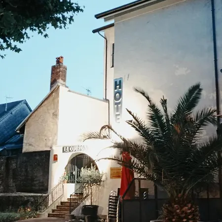 Hotel De La Couronne 2*