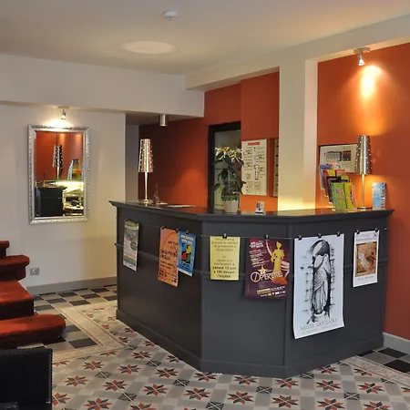 De La Couronne 2* Aix-les-Bains