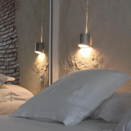 Hotel De La Couronne Aix-les-Bains