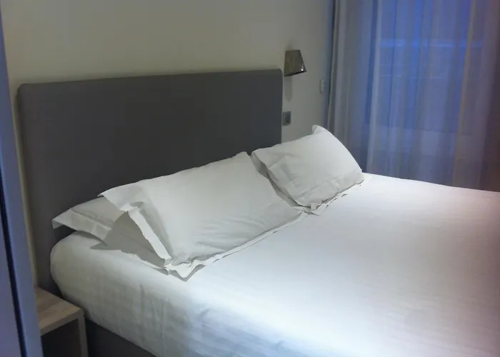 De La Couronne 2* 엑스레뱅