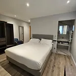 Hotell De La Couronne Aix-les-Bains