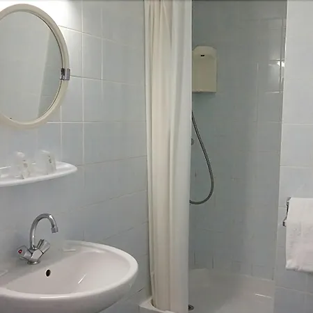 De La Couronne Aix-les-Bains