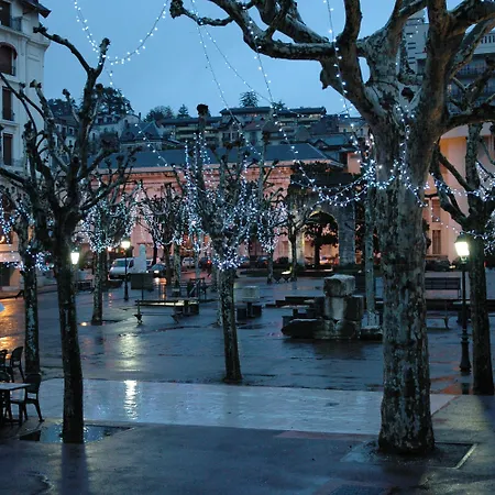 De La Couronne Hotel 2*