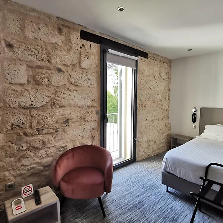 Otel De La Couronne 2*