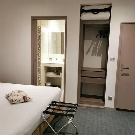 De La Couronne Hotell 2*