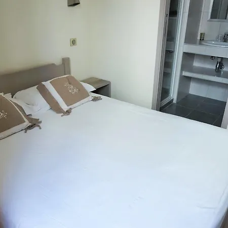 De La Couronne Hotel Aix-les-Bains