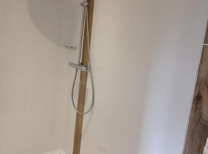 Hotell De La Couronne Aix-les-Bains