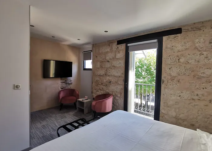 De La Couronne Hotel